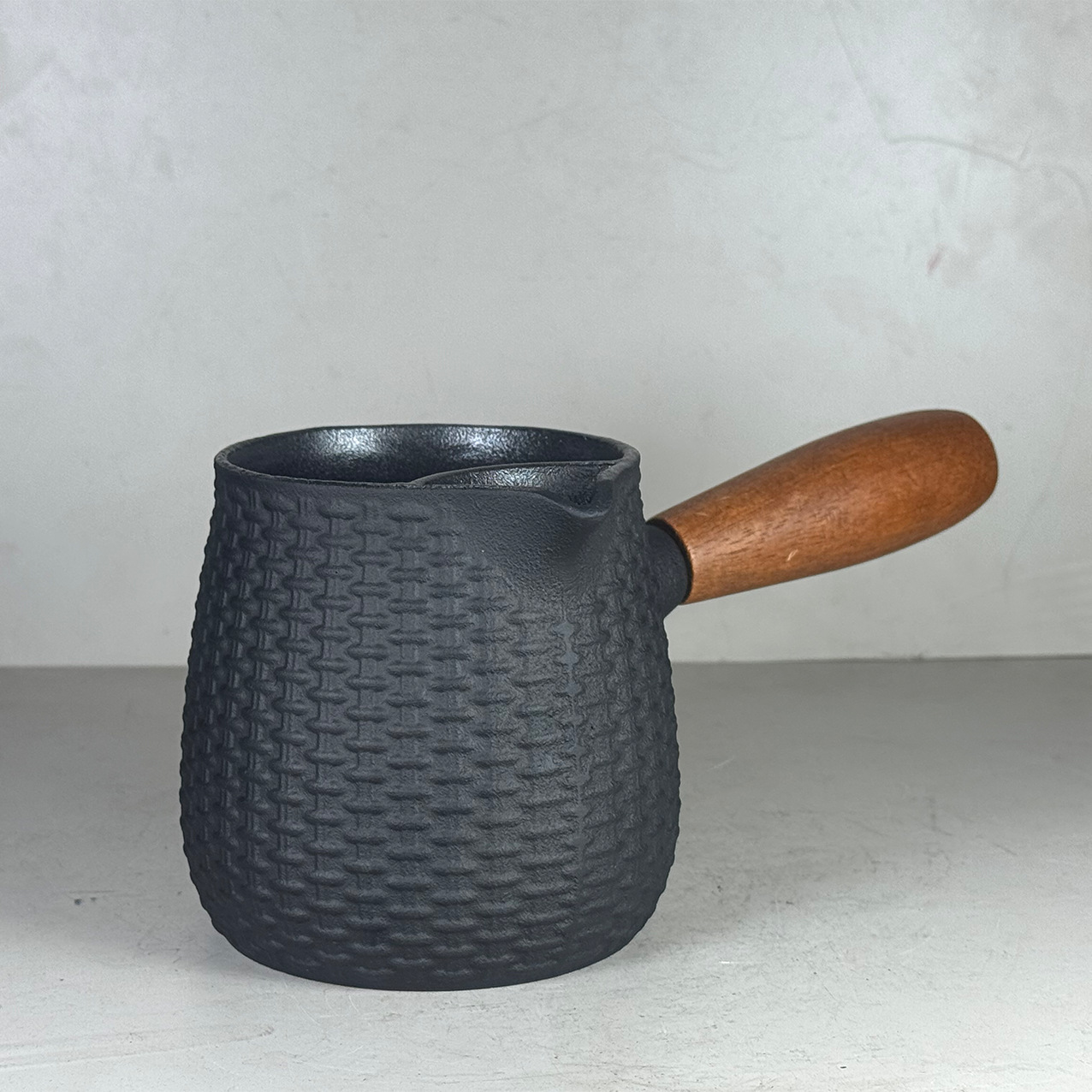 Cast Iron Teapot - Théière japonaise en fonte de 550ml,